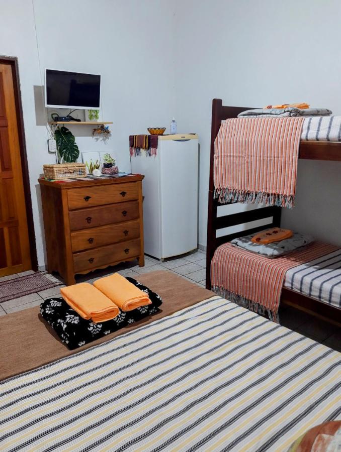 Suite Pe Na Areia- Espaco Independente Na Praia Do Curral Com Localizacao Privilegiada - Simplicidade E Comodidade Com O Por Do Sol Mais Lindo De Ilhabela - Melhor Custo Beneficio Para Ate 4 Pessoas , Na Av Jose Pacheco Do Nascimento Nº 7682 Exterior foto