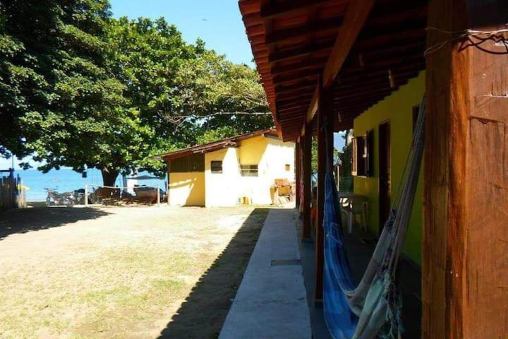Suite Pe Na Areia- Espaco Independente Na Praia Do Curral Com Localizacao Privilegiada - Simplicidade E Comodidade Com O Por Do Sol Mais Lindo De Ilhabela - Melhor Custo Beneficio Para Ate 4 Pessoas , Na Av Jose Pacheco Do Nascimento Nº 7682 Exterior foto